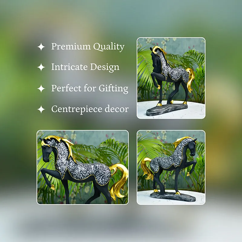 Stallion Glimmer Showpiece media 4