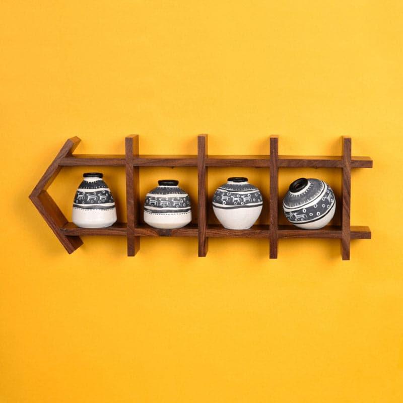 Terracotta · Wood