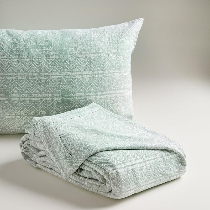 Nordic Calm Bed Cover - Sage Green media 3