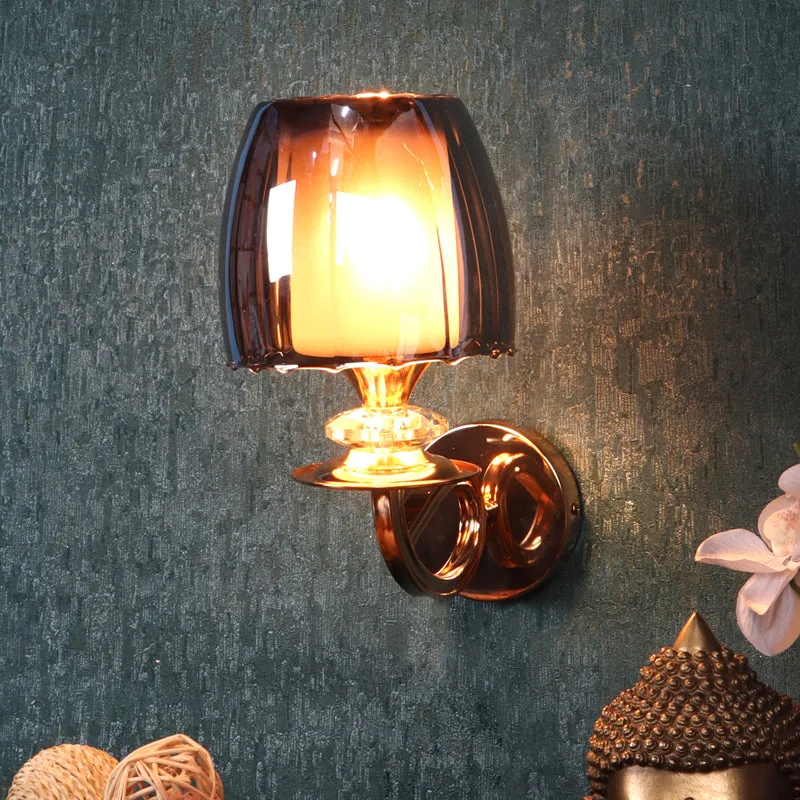 Kaniva Iron Wall Lamp media 1