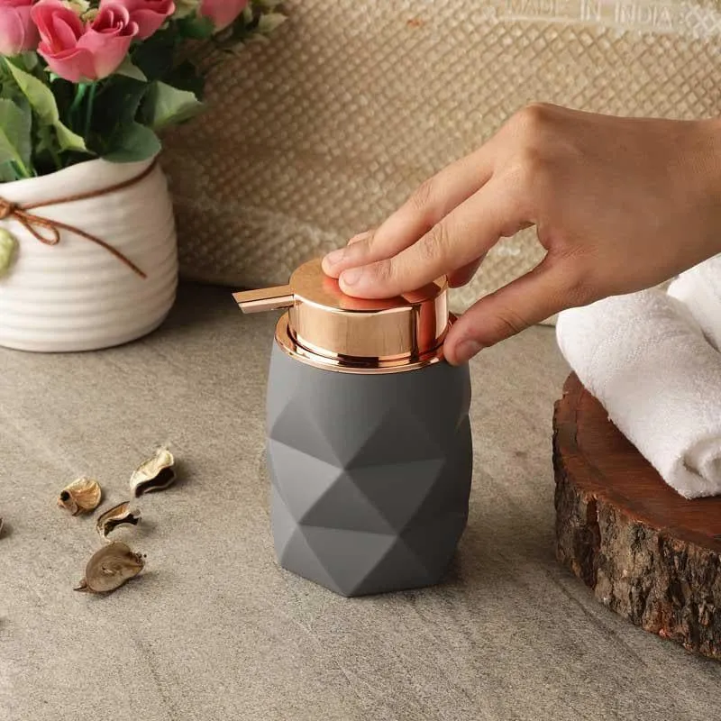 Lattice Soap Dispenser media 3