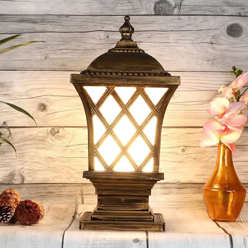 Vintage Outdoor Lamp-Gold media 3