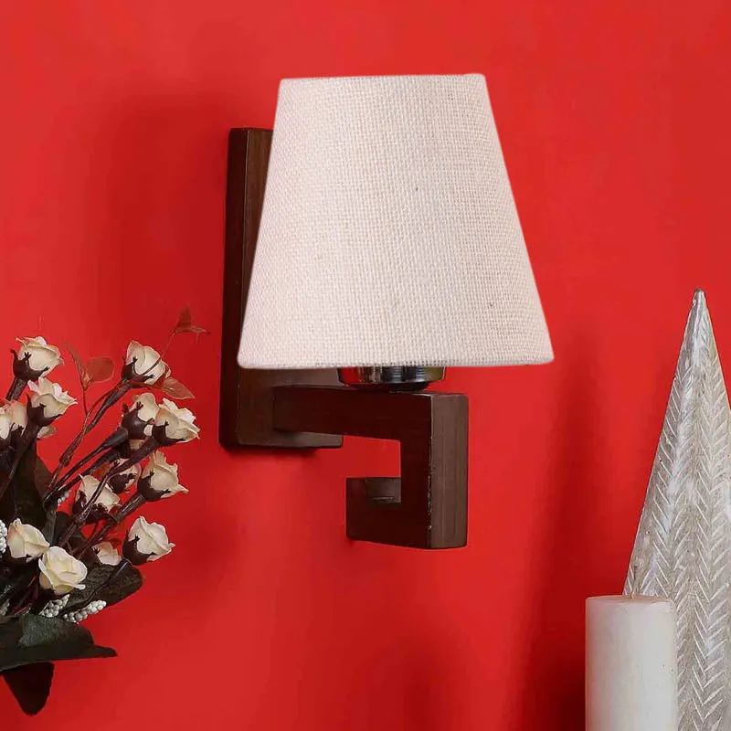 Avian Conical Wooden Wall Lamp media 3