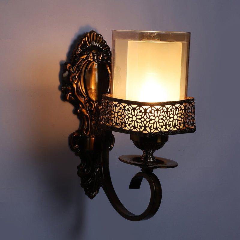 Chiana Iron Wall Lamp