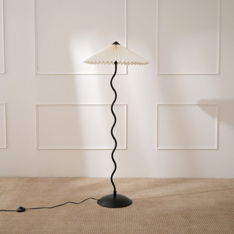 Fig Living Wavy Floor Lamp image 4