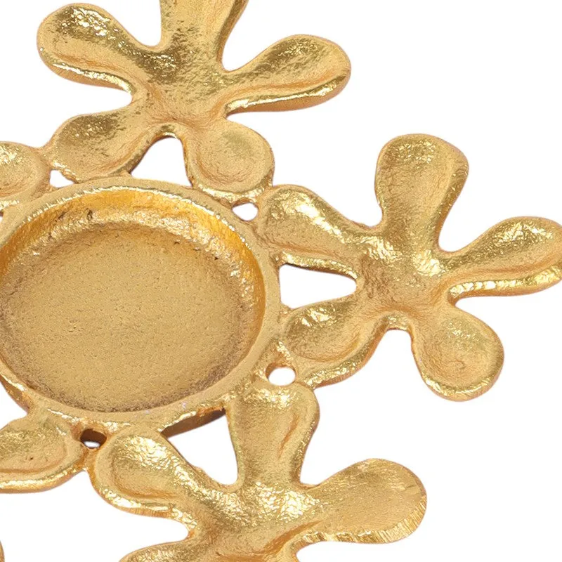 Golden Flora Tealight Holder media 5