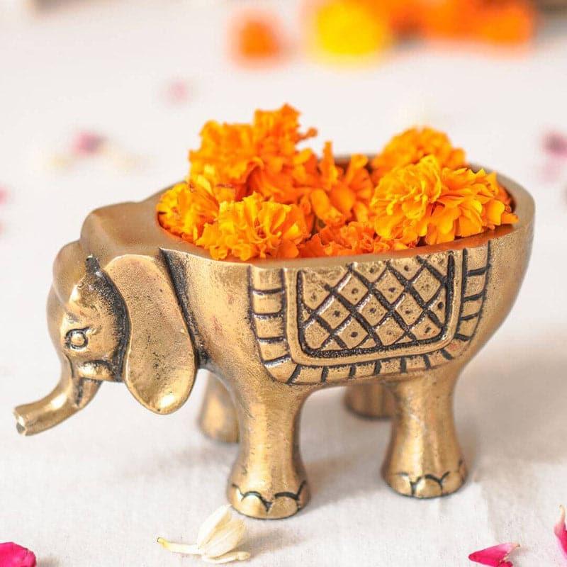 Elephant Carriage Showpiece