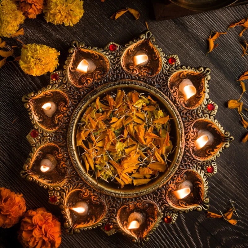Pushpa Varta Terracotta Urli media 1