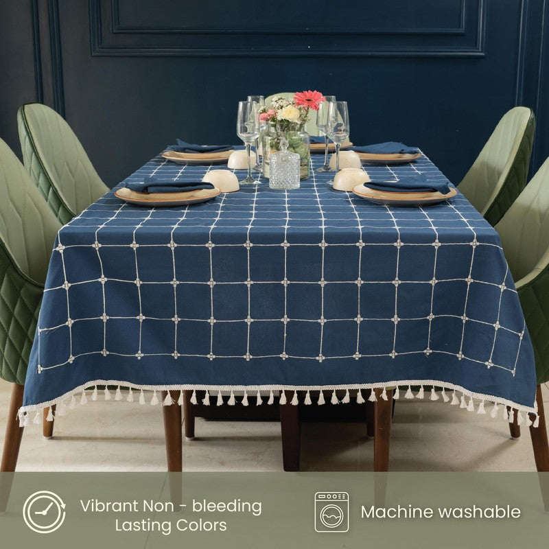 Aura Checks Table Cover media 5