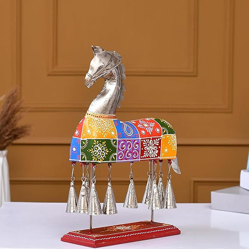 Painted Horse Showpiece media 4