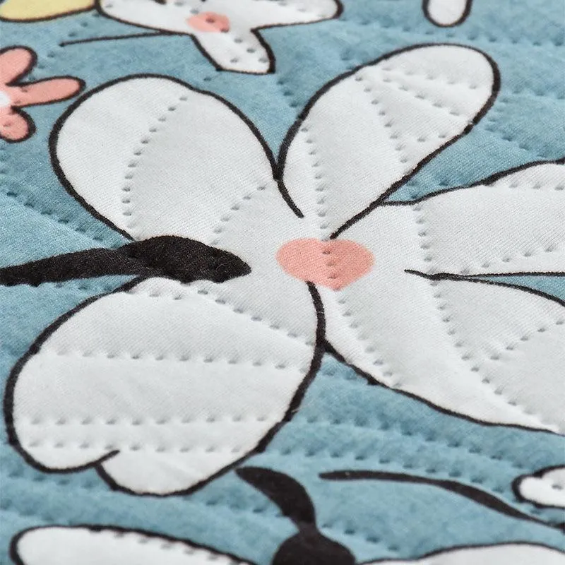 Magnia Floral Bedcover With Lace media 4