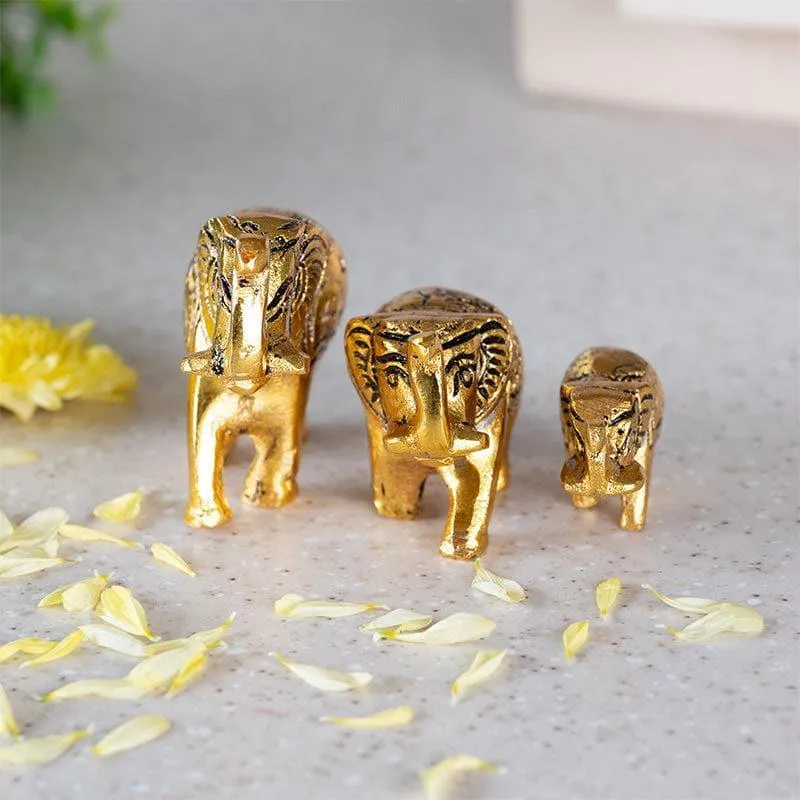 Haathi Family Showpiece - Set Of Three media 3