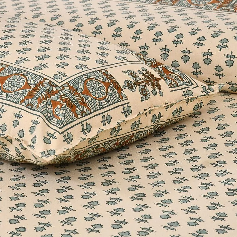 Koleen Printed Cotton Bedsheet (Beige) - 160 TC media 4