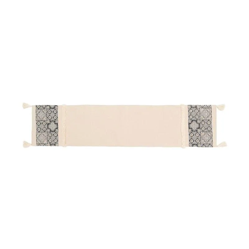 Diem Cotton Table Runner media 5