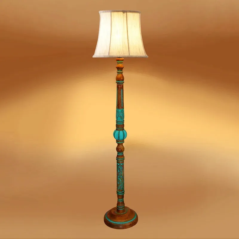 ConiqueCurve Elite Floor Lamp media 3