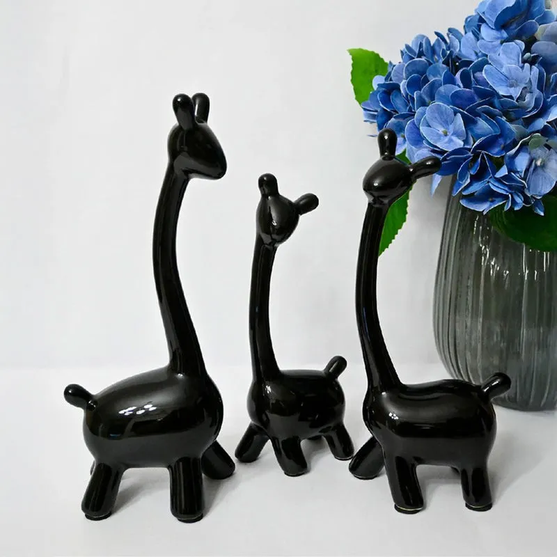 Artistry Giraffe Trio Showpiece - Set Of Three media 4