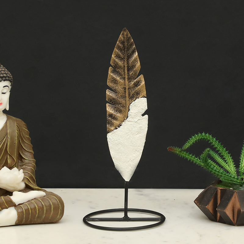 Quilla Metal & Ceramic Showpiece