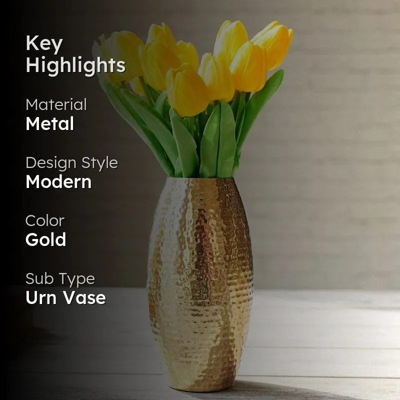 Torale Metal Vase media 2