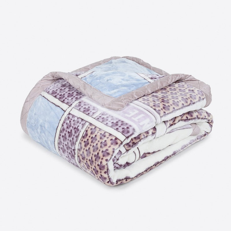 Monte Carlo Lavender Whispers Blanket - 720 GSM media 5