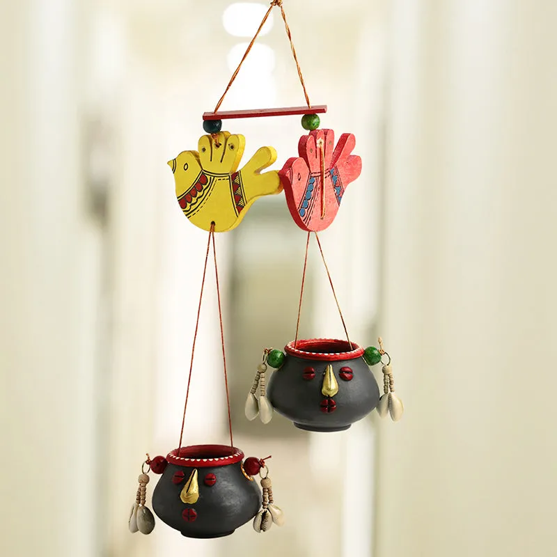 Vibrant Pakshi Key Holder media 1