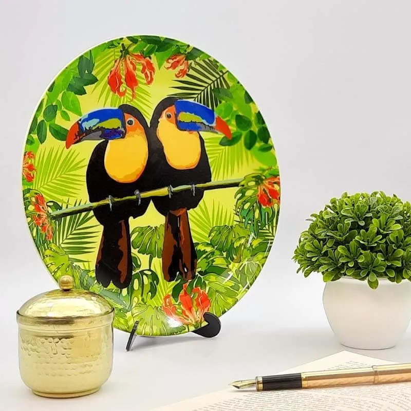 Toucan Beauty Decorative Plate media 1