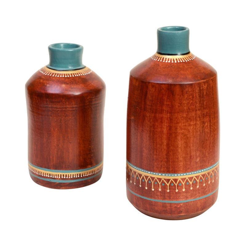 Vritra Tribal Terracotta Vase - Set Of Two media 4