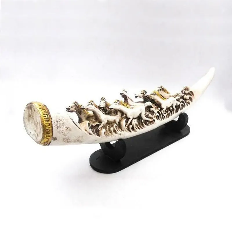 The Majestic Mane Painted Resin Showpiece media 8