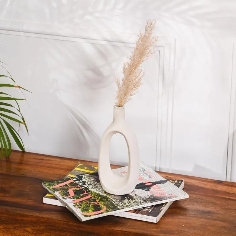 Gunnen Vases (White) - Set of Three media 5