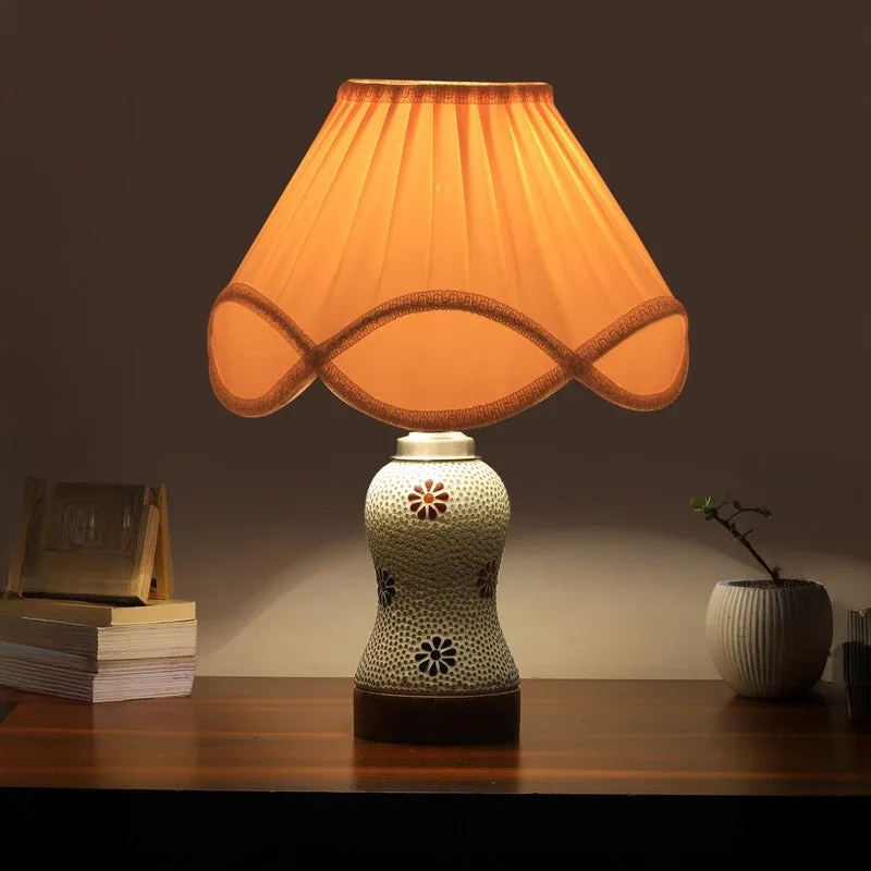 Espera Arc Pleated Wooden Table Lamp - Multicolor media 1