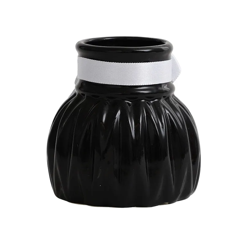 Faire Carve Ceramic Vase - Black media 5