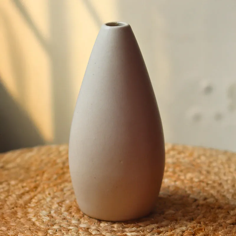 Virgil Ceramic Vase media 3
