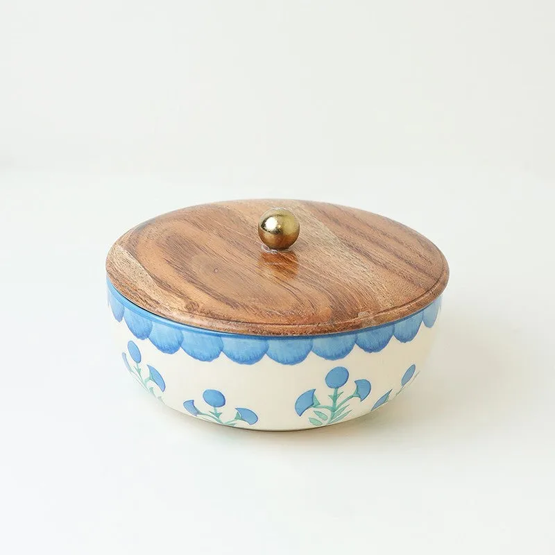 Blossom Petal Whisper Ceramic Bowl with Mango Wood Lid - 750 mL media 3