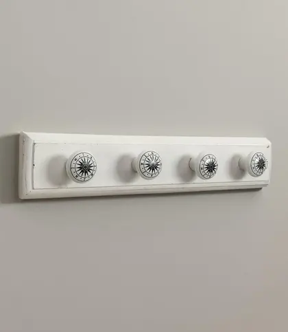Wood · Metal · Ceramic