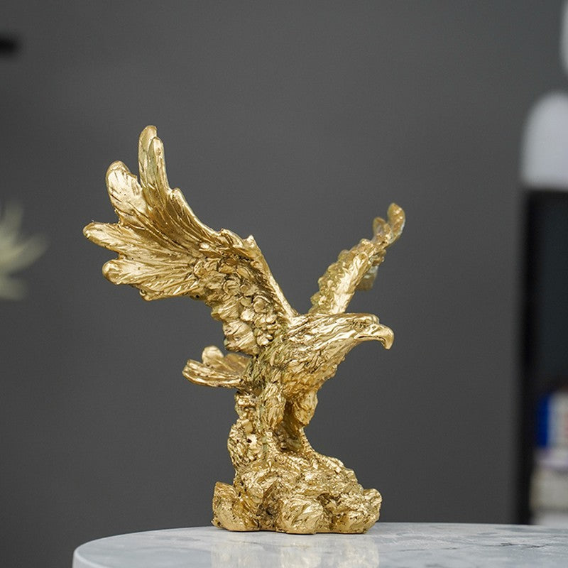 Skyward Majesty Eagle Showpiece - Gold media 6