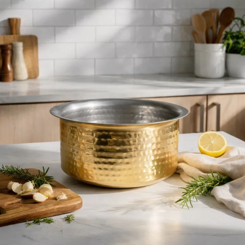 HeritageGlow Durable Brass Pateela - 4600 mL media 1