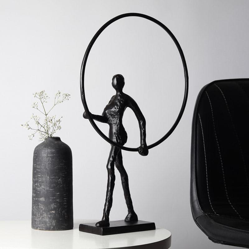 Hoop Struck Aluminium Showpiece - Black media 4