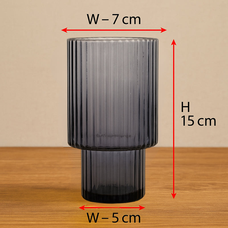 Stria Form Vase - Grey media 8