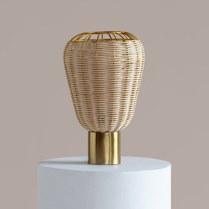 Fig Living Urban Rustica Metal Table Lamp - Beige media 3