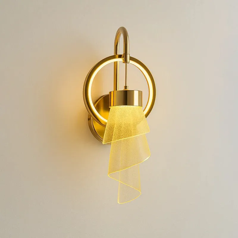 Viora Drift Brass Wall Lamp media 3