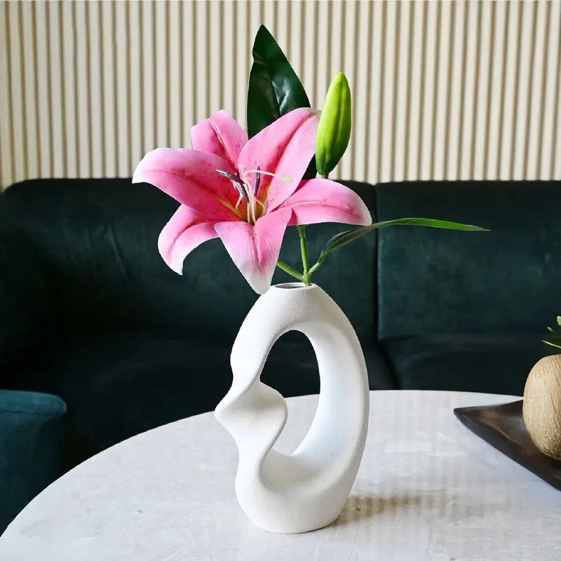 Eterna Loop Ceramic Vase media 1