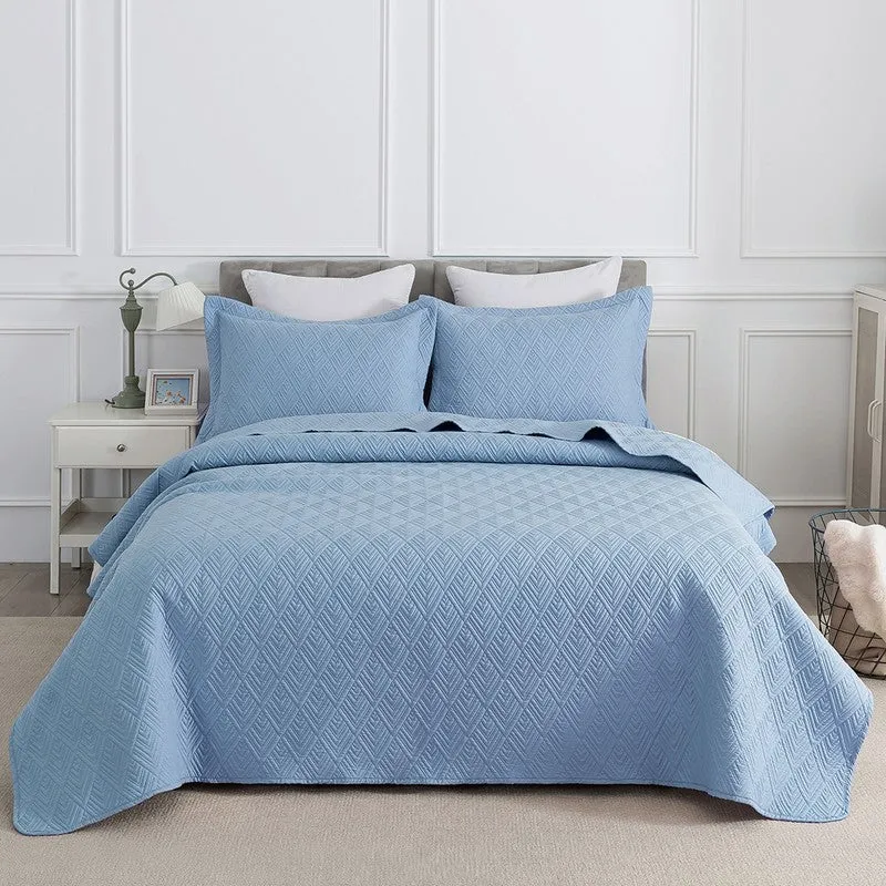 Azure Dream Bed Cover media 1