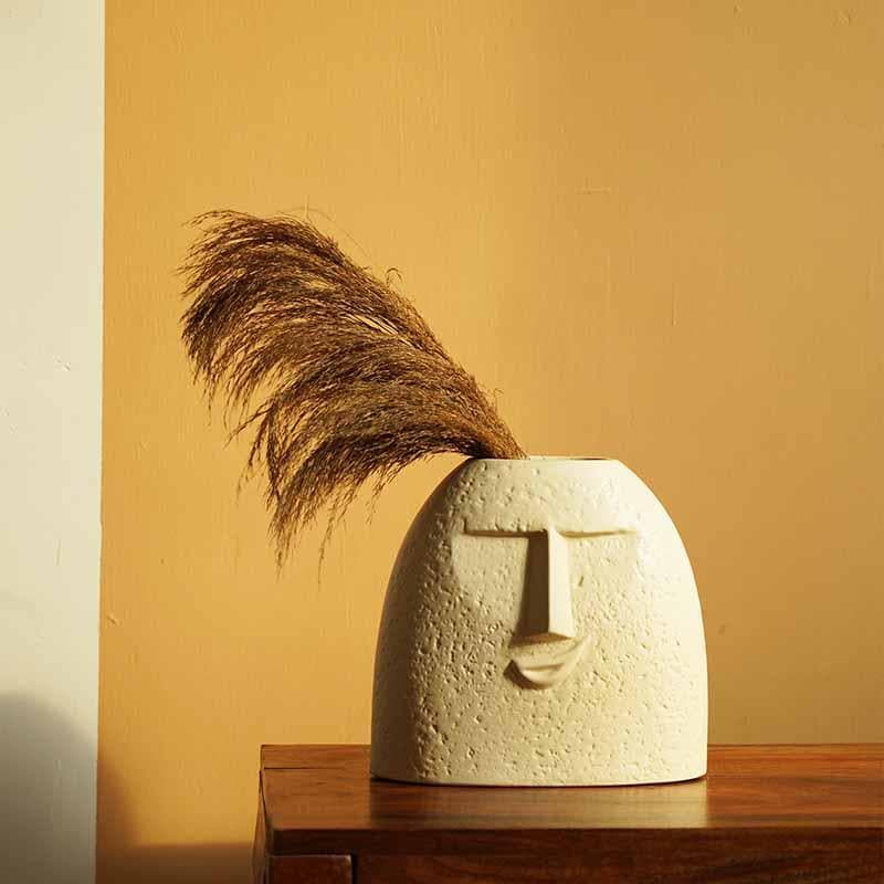 The Smirk Face Vase media 5