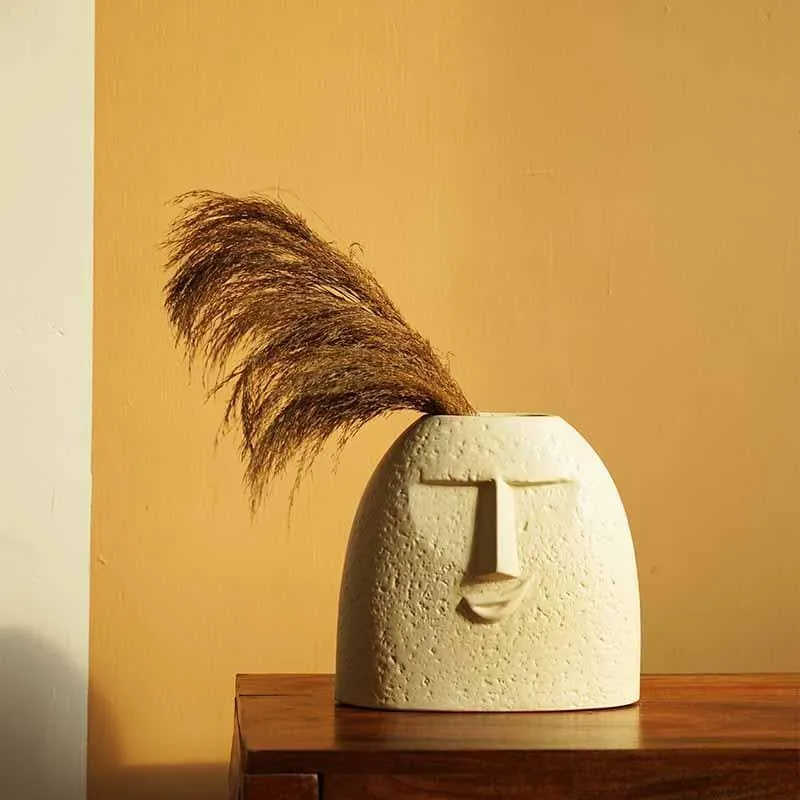 The Smirk Face Vase media 5