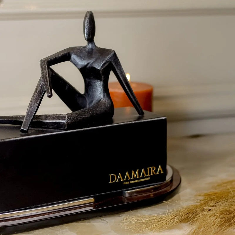 Veloura Figure Metal Showpiece media 5