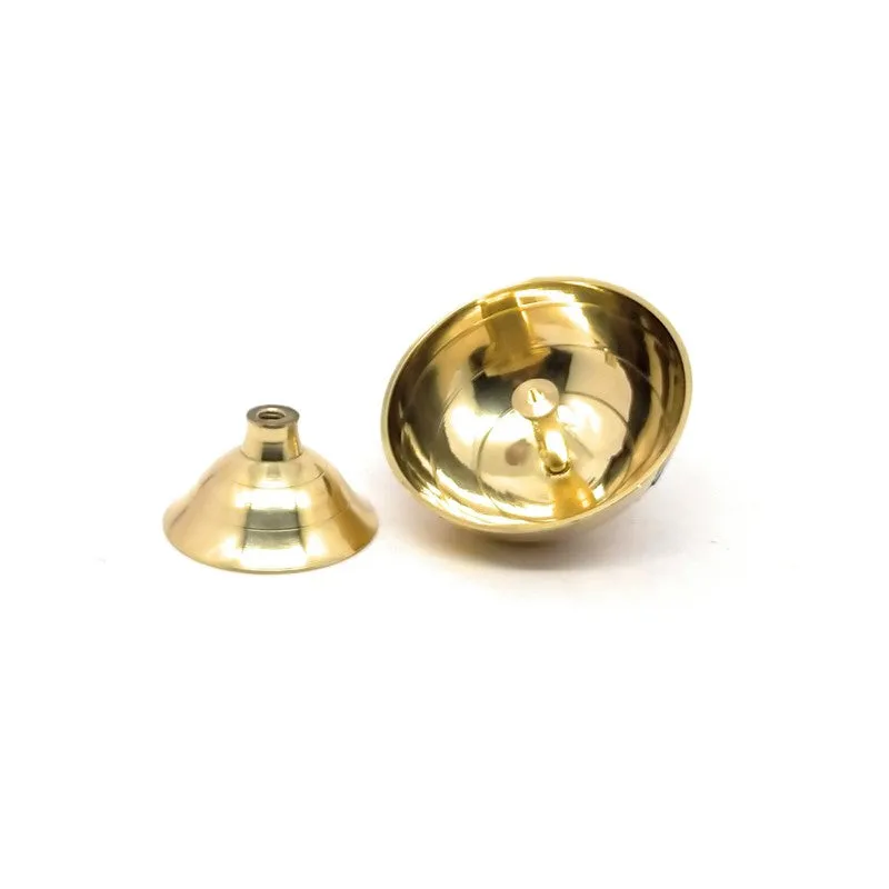 Aarvy Festive Brass Diya media 6