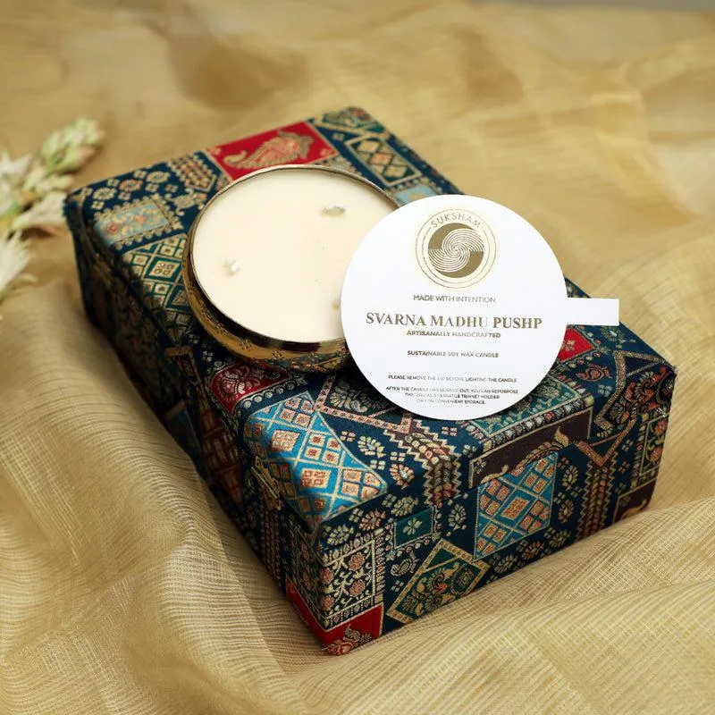 Enchanta Madhupushp Scented Candle media 1