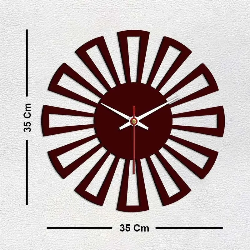 Wagon Wheel Wooden Wall Clock media 6