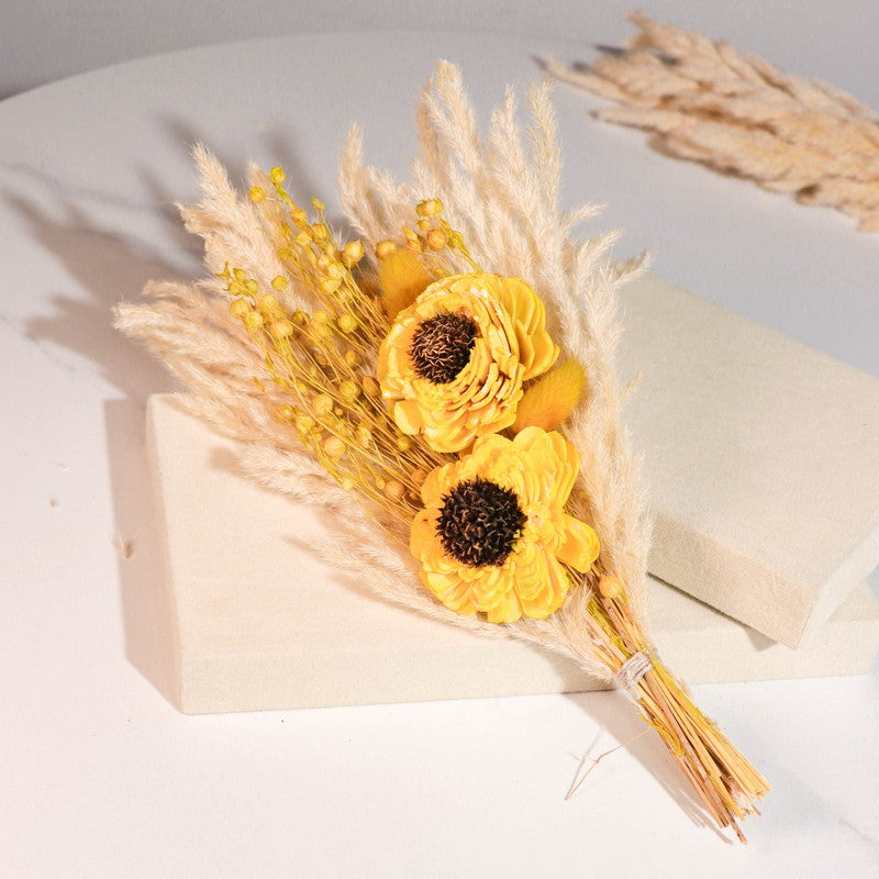 Dried Flowers & Leaves