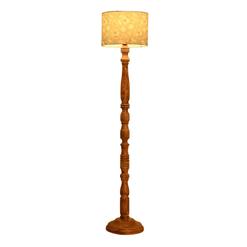 Whittla Bleu Flora Floor Lamp media 3