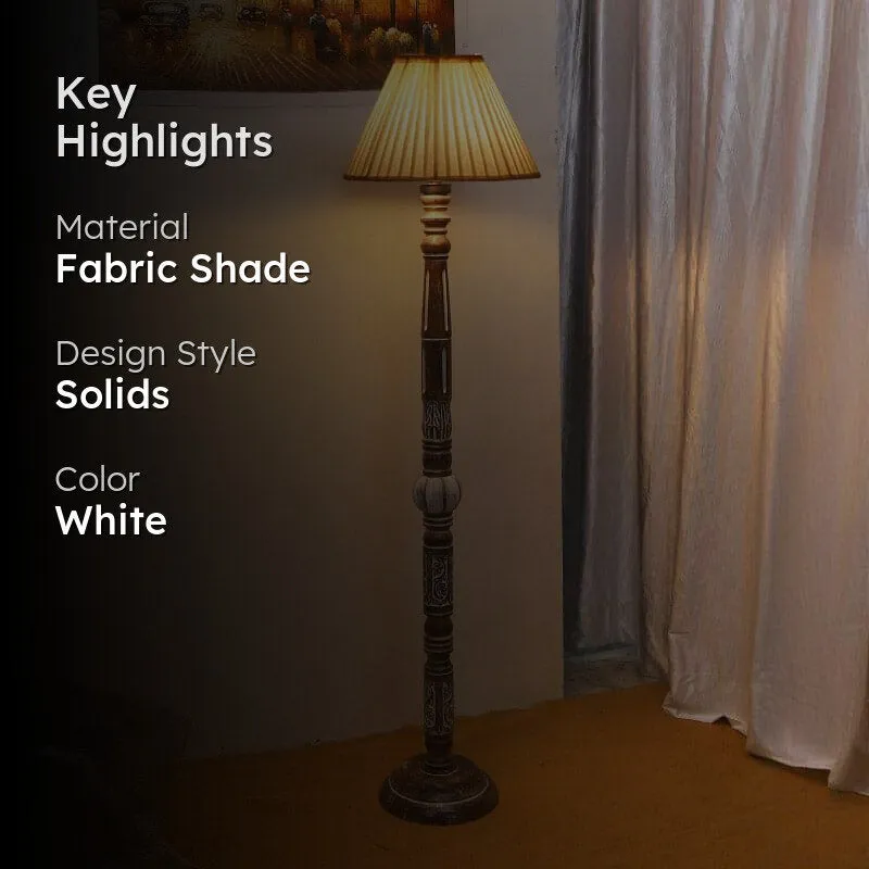 Colto Trova Floor Lamp media 2